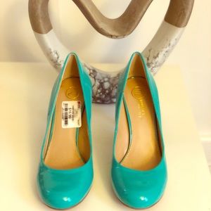Round Toe Pumps